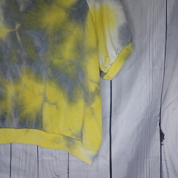 Painted Threads Yellow and Gray Tie-Dye Women's Top - Picture 2 of 10